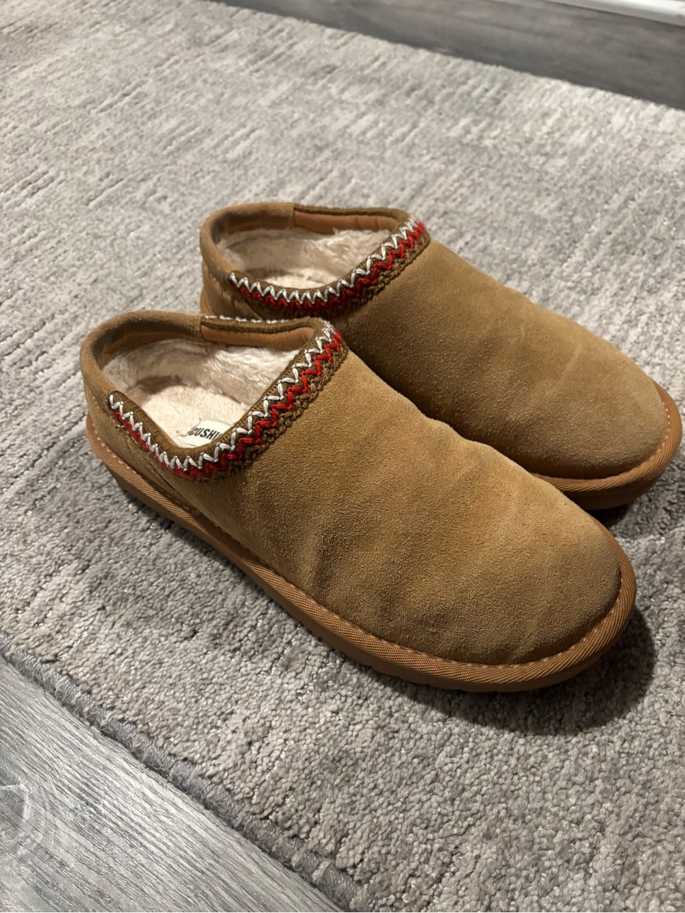 Cushionaire Suede Slip-On Shearling Lined Clog - Brown size 9.5